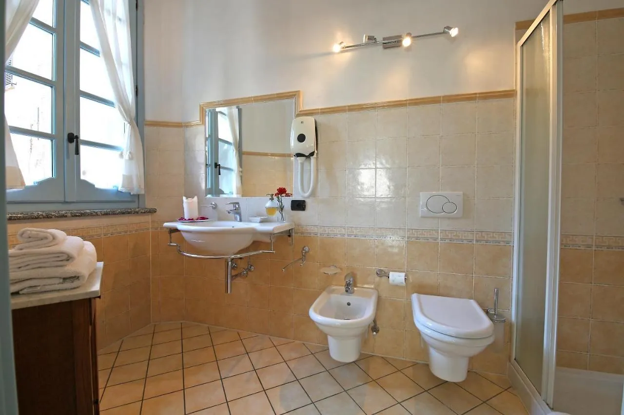 Palazzo Del Vicere Aparthotel Lezzeno