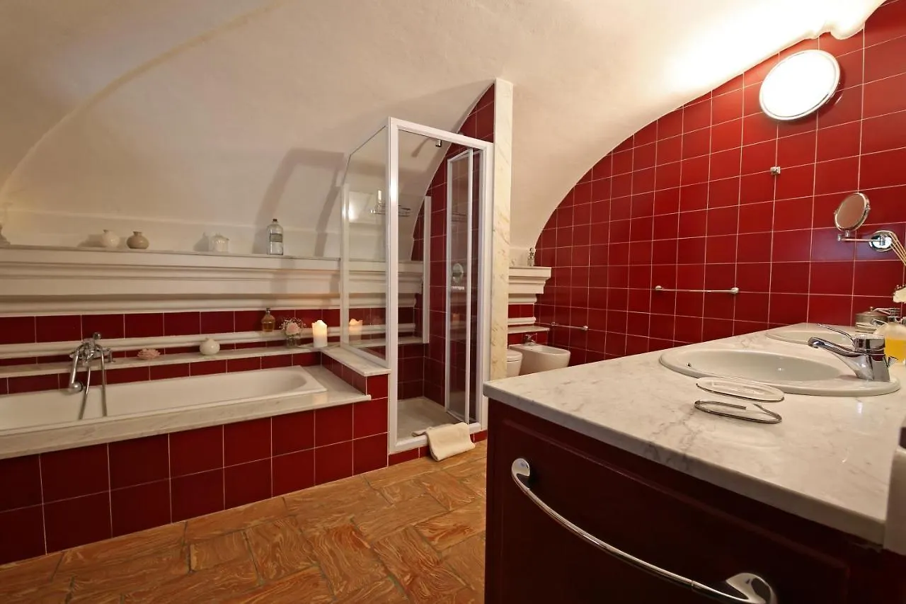Palazzo Del Vicere Aparthotel Lezzeno Italy