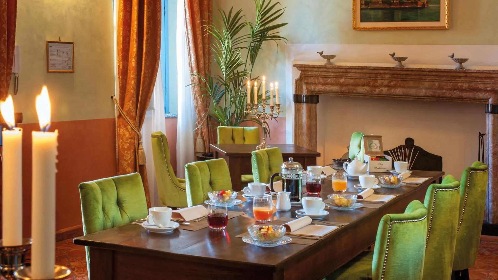 Palazzo Del Vicere Aparthotel Lezzeno 0*,  Italy