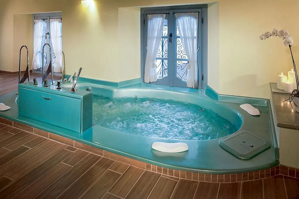 Palazzo Del Vicere Aparthotel Lezzeno Italië