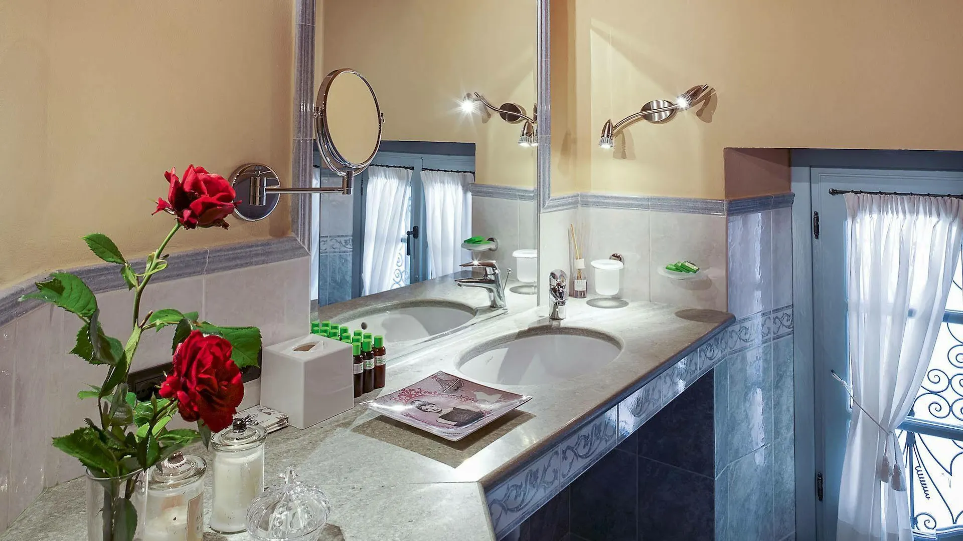 Palazzo Del Vicere Aparthotel Lezzeno Italy